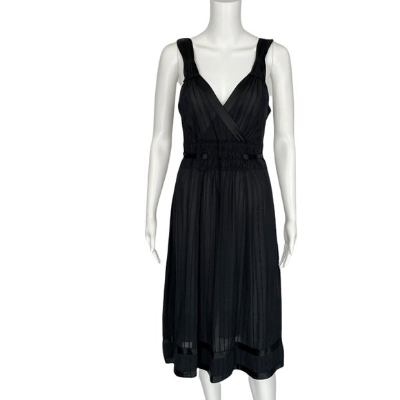 Marc Jacobs Dresses & Skirts - Marc Jacobs Black Silk Dress Sz 6